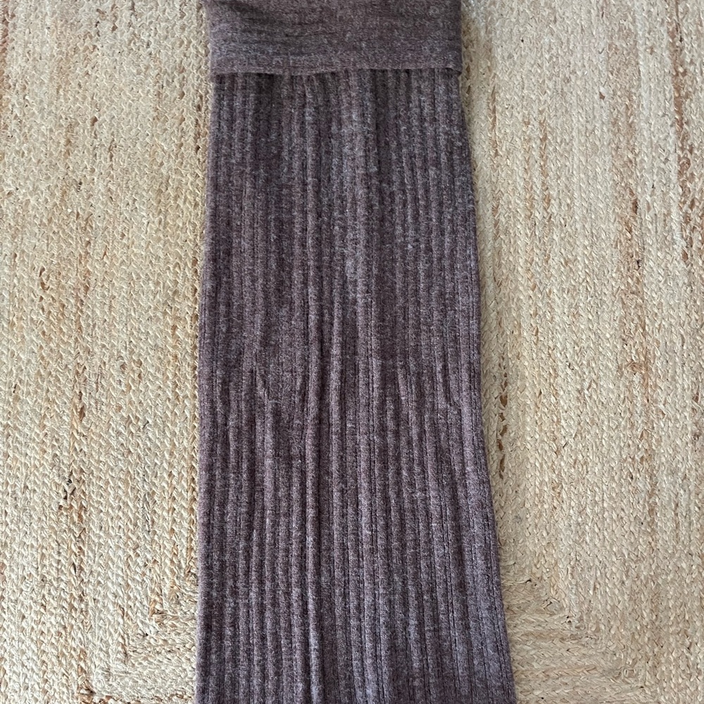 Brown Ribbed Knit Sweater Set - Picture 2 of 3
